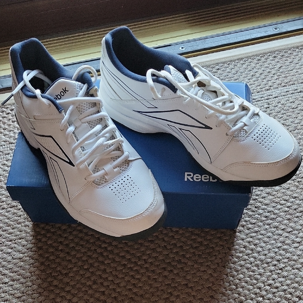 Reebok Men's White and Black Athletic Shoes